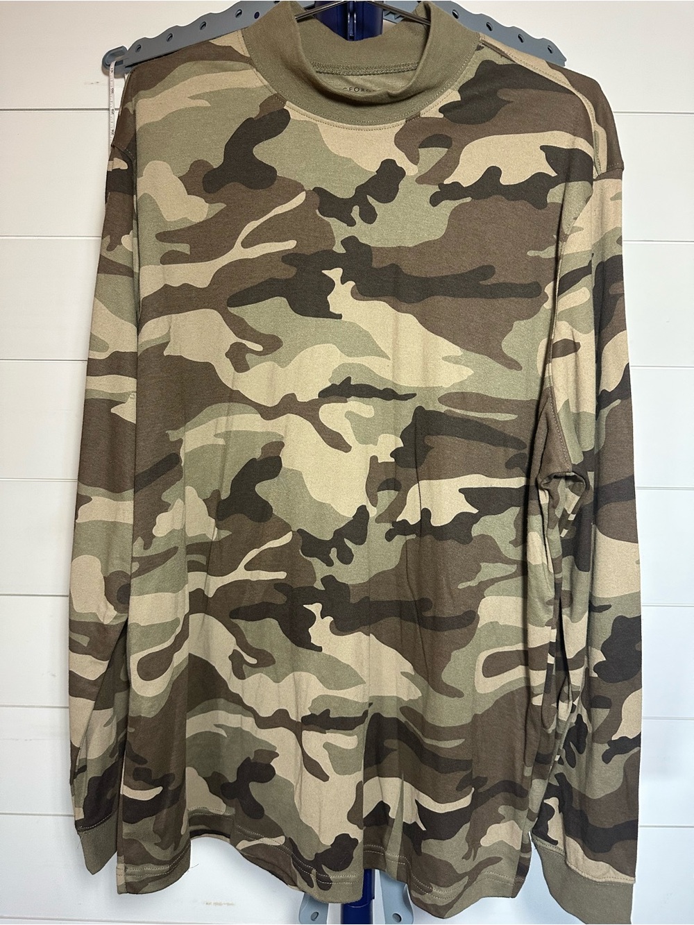 #100 Camouflage Long Sleeve Shirt